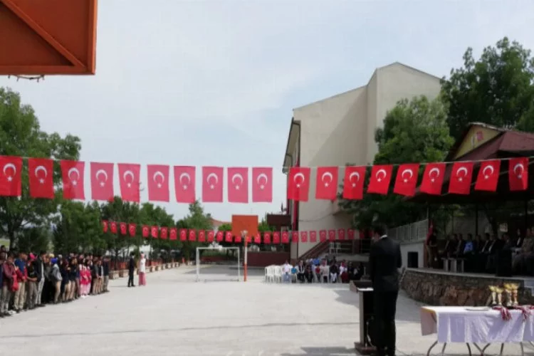 Bursa'da 19 Mayıs töreni rötarlı gerçekleşti