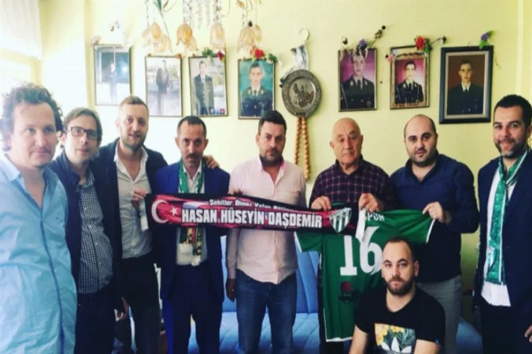 Bursaspor taraftarı Ramazan'da şehitleri unutmadı
