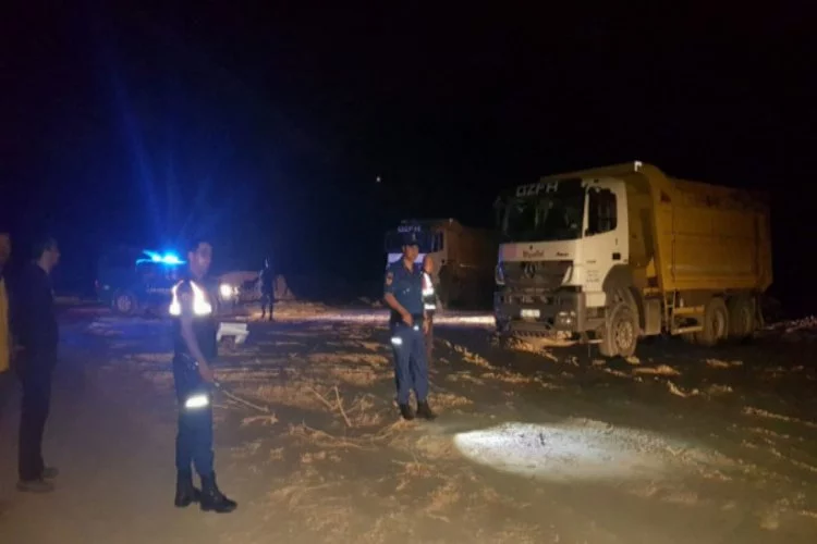 Bursa'da çevreyi kirleten hafriyat kamyonları suçüstü yakalandı