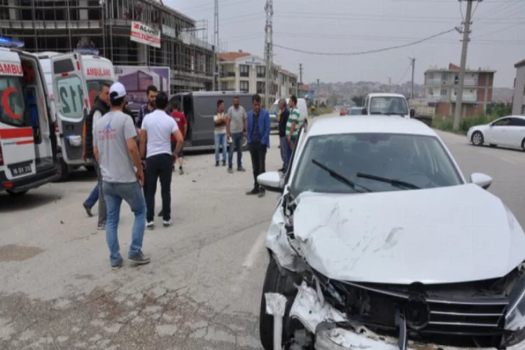 Bursa'da korkutan kaza! 1'i çocuk 5 yaralı