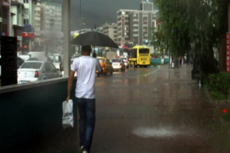 Meteoroloji'den Bursa için yeni uyarı! Gök gürültülü sağanak yağış...