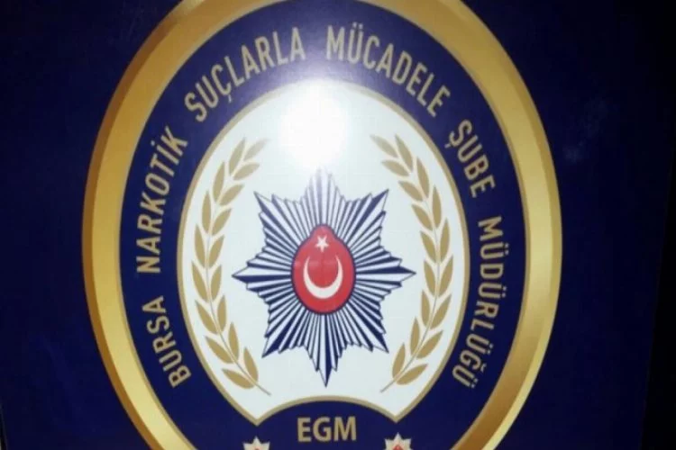 Bursa'da narkotik ekipleri uyuşturucu tacirlerine göz açtırmıyor