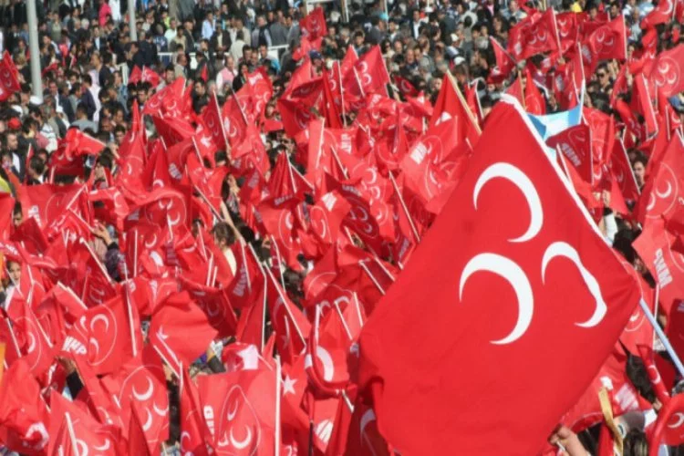 MHP'den "Alparslan Türkeş'in askerleriyiz" sloganına yasak!