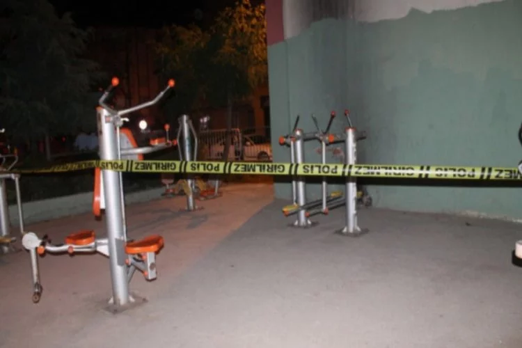 Bursa'da çocuk parkında silahlı çatışma: 1 yaralı