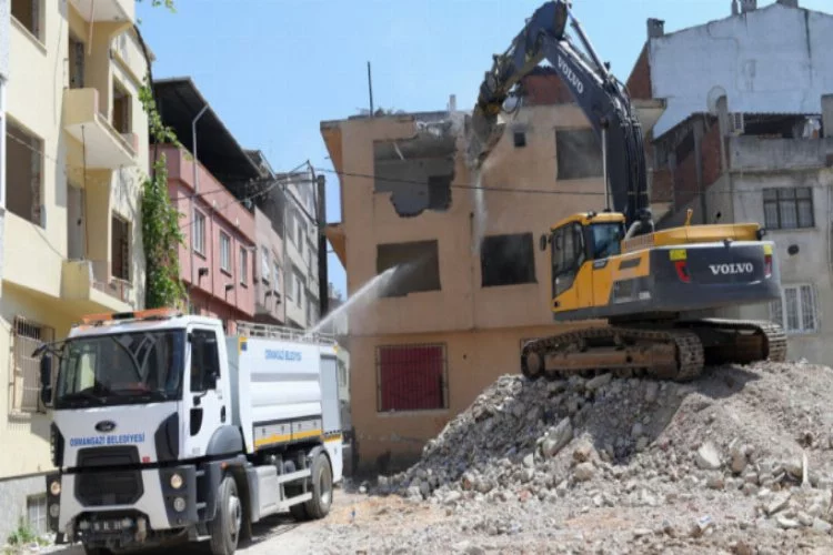 Bursa'da o binalar yıkılıyor!
