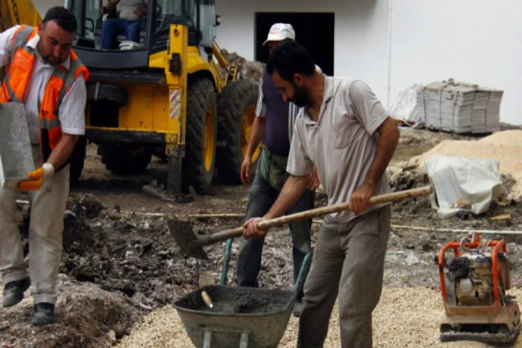 Bursa'da inşaat işçilerinin zorlu Ramazan mesaisi