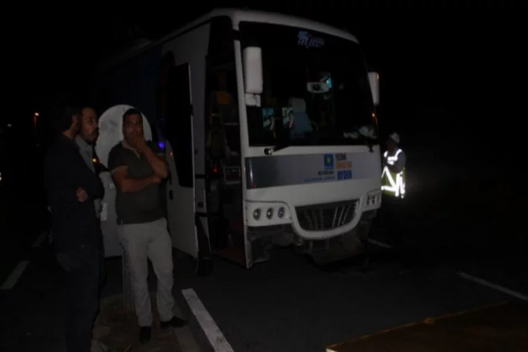 İYİ Parti seçim otobüsü kaza yaptı