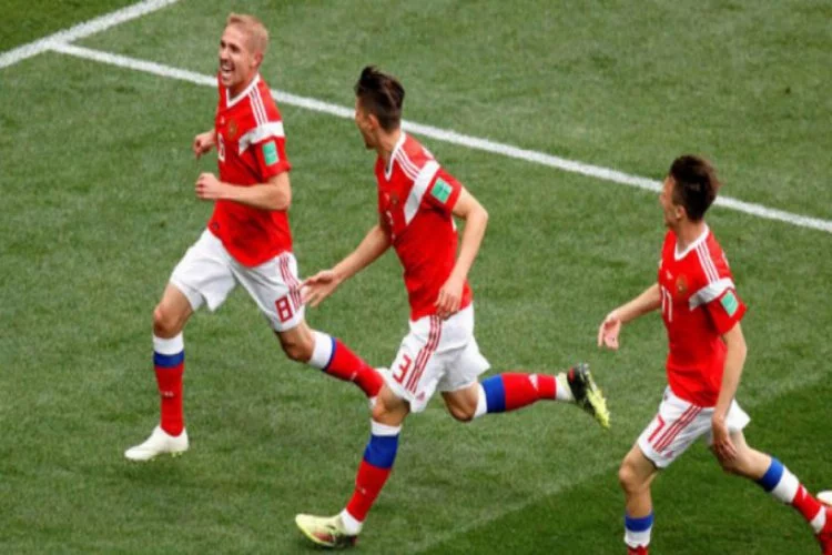 Rusya ilk maçta şov yaptı