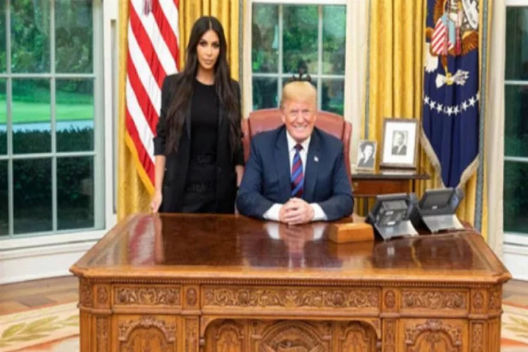 Kim Kardashian'dan siyasete yeşil ışık