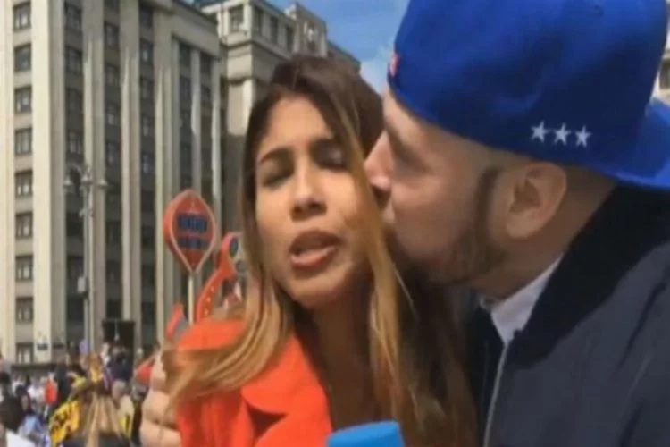 Dünya Kupası'nda muhabirine canlı yayında taciz