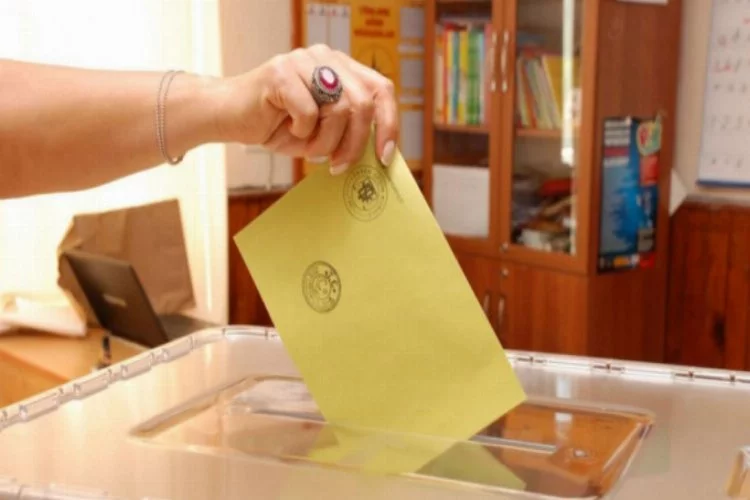 Bursa'da kararsız oyların sayısı nasıl azalmaya başladı?