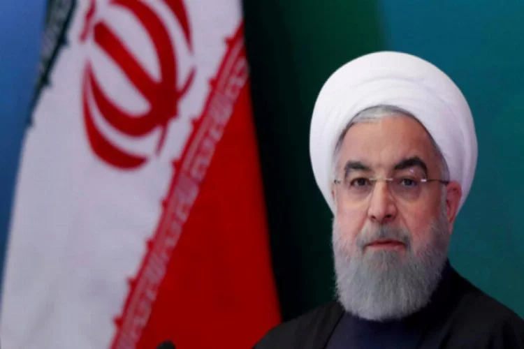 Ruhani'nin kitabı İran'da olay yarattı