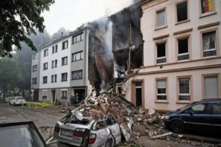 Almanya'da patlama: Çok sayıda yaralı var!