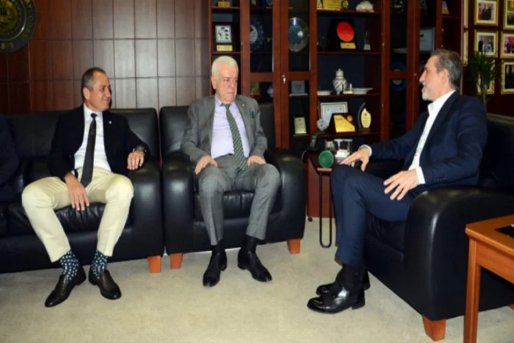 Bursaspor yönetim kurulundan Burkay'a ziyaret