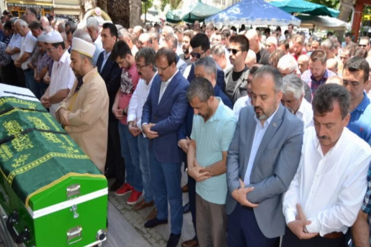 Başbakan Yardımcısı Çavuşoğlu Bursa'da cenaze törenine katıldı