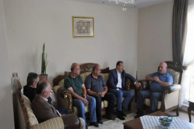 Çavuşoğlu'ndan Bursa'daki acılı aileye ziyaret