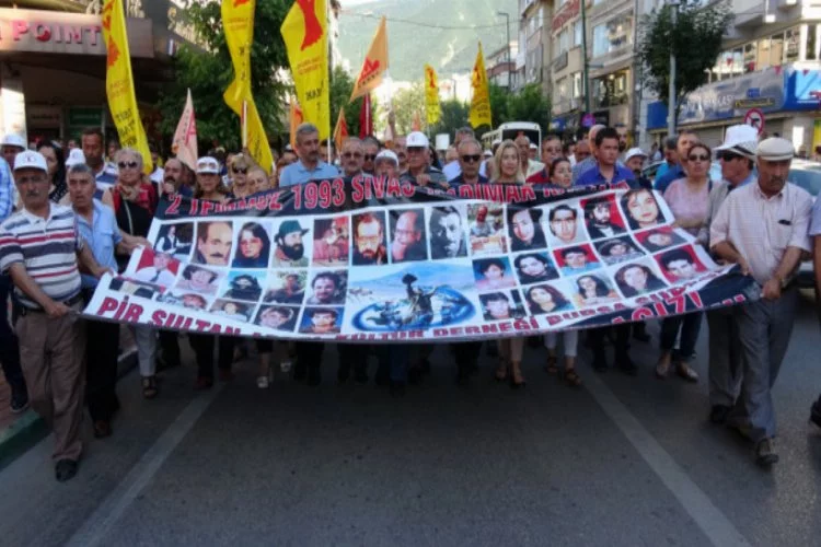 Sivas katliamında ölenler Bursa'da anıldı