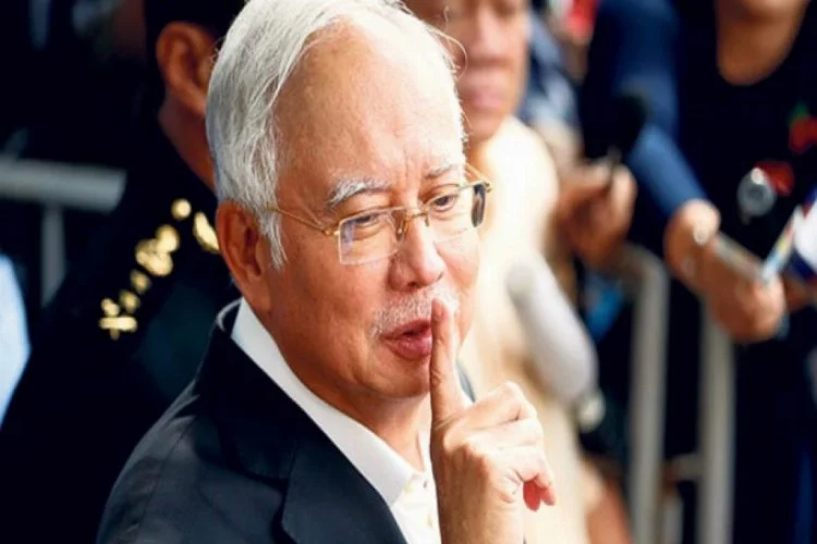 Malezya'da eski Başbakan gözaltına alındı