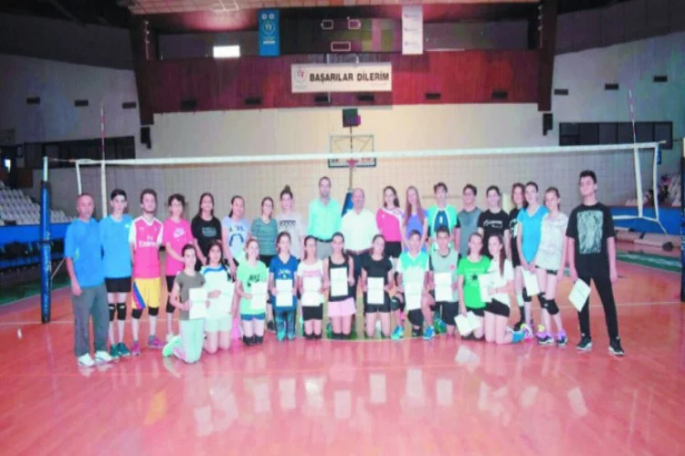 Bursa'da yaz spor okullarına rekor katılım