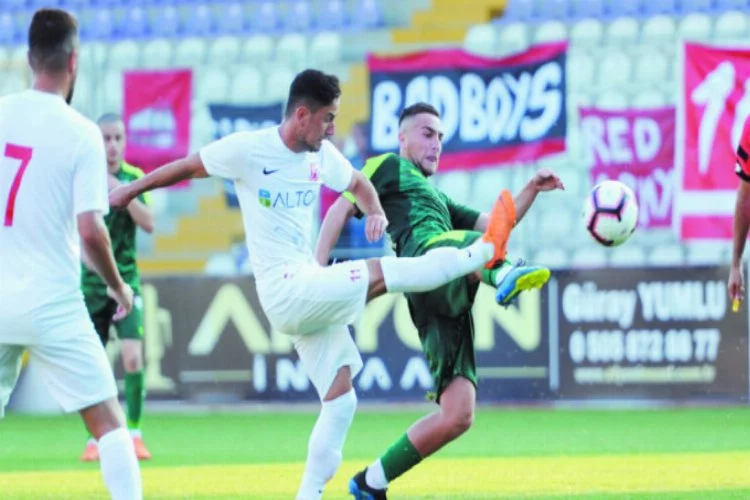 Bursaspor - Balıkesirspor hazırlık maçında VAR denendi