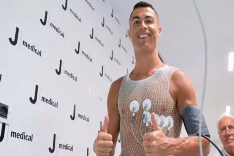 Ronaldo Juventus için sağlık kontrolünden geçti