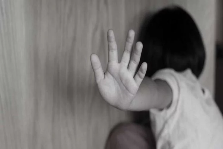 Çocuklarına cinsel istismarda bulunan babaya rekor ceza