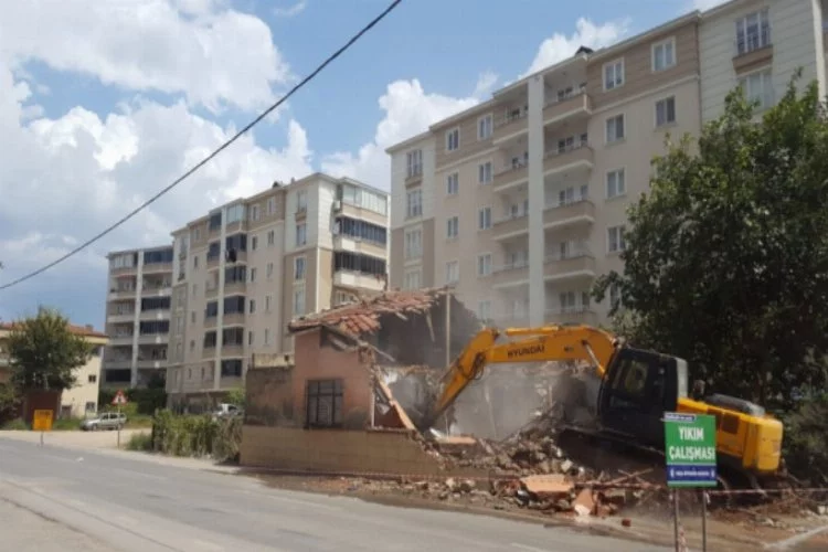 Bursa'da o binalar yıkılıyor