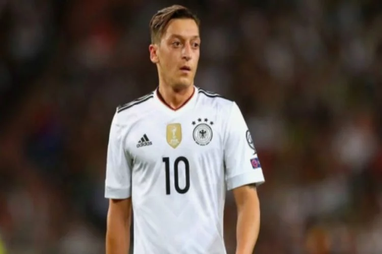 Almanya Futbol Federasyonu'ndan Mesut Özil açıklaması