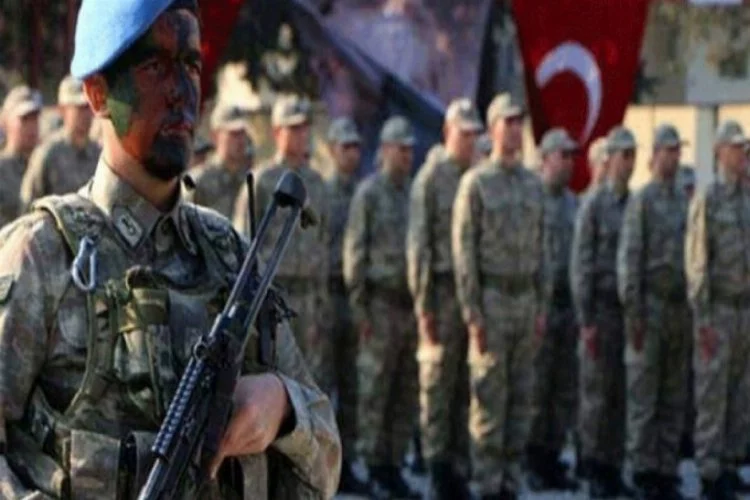 Zorunlu askerlik kalkacak mı? AK Partili Turan'dan değişim sinyali