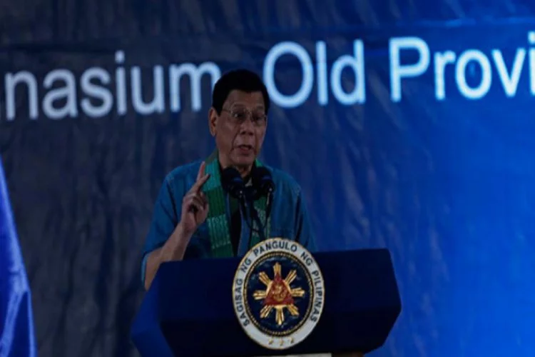 Duterte'den Ebu Seyyaf'a barış görüşmesi çağrısı