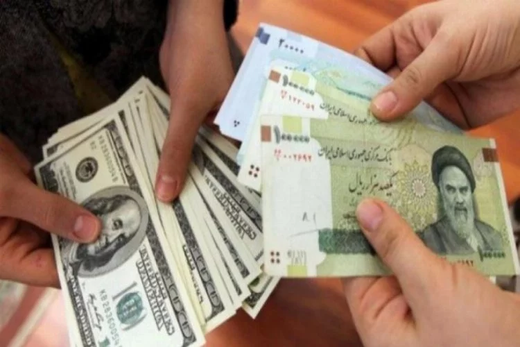 İran'da dolar 'tarihi rekorunu' kırdı
