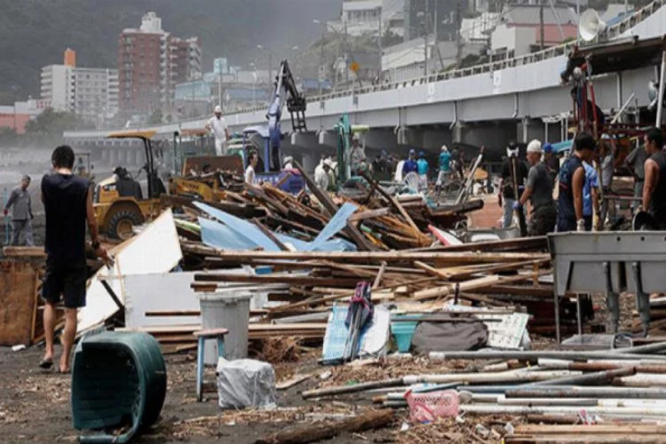 Japonya'yı tayfun vurdu! 150 bin kişi evsiz kaldı