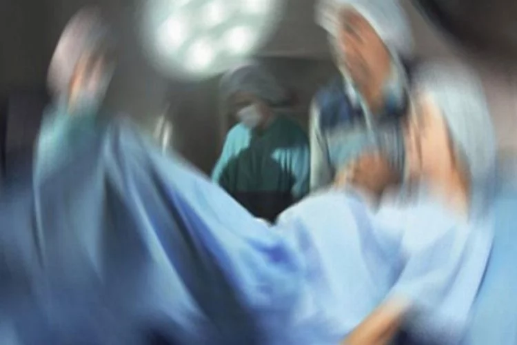 Devlet hastanesinde kan donduran iddia: 'Tekme tokat doğum yaptırdılar'