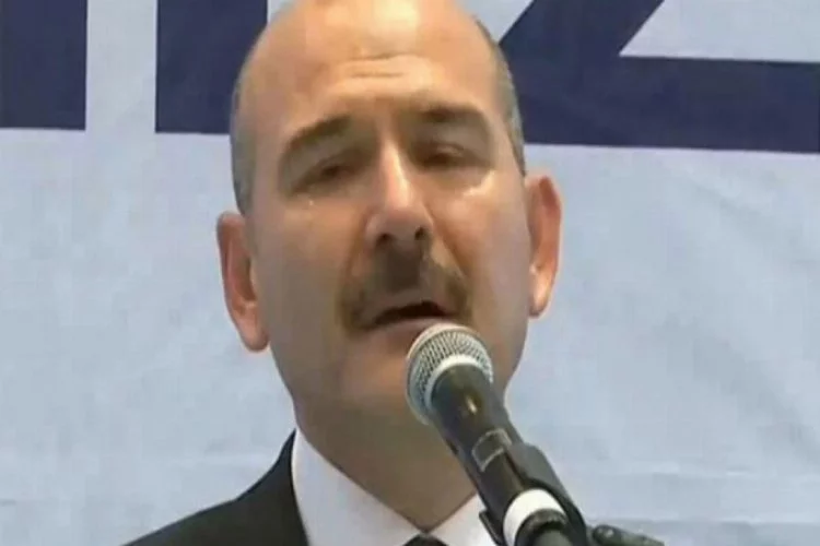 İçişleri Bakanı Süleyman Soylu gözyaşlarının tutamadı