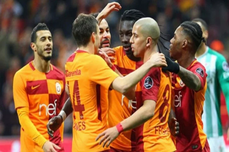 Galatasaray üç ismin biletini kesti