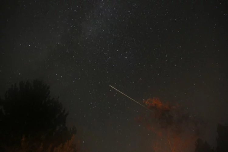 Bursa'da meteor yağmuru  muhteşem manzaralar sundu...
