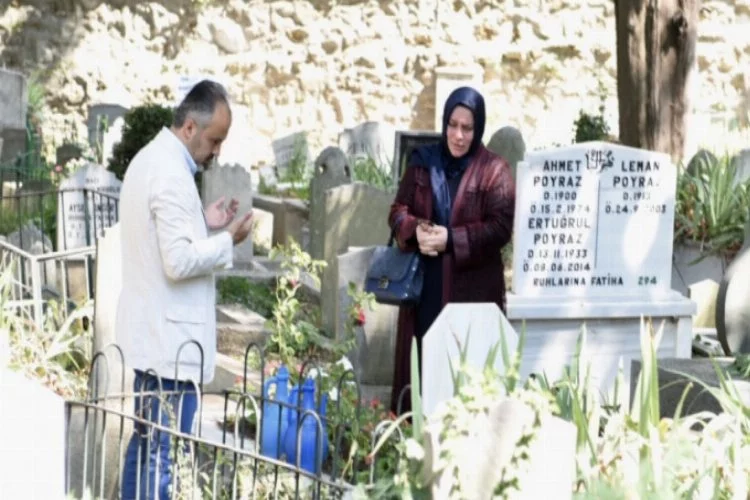 Başkan Aktaş, Pınarbaşı Mezarlığı'nı ziyaret etti