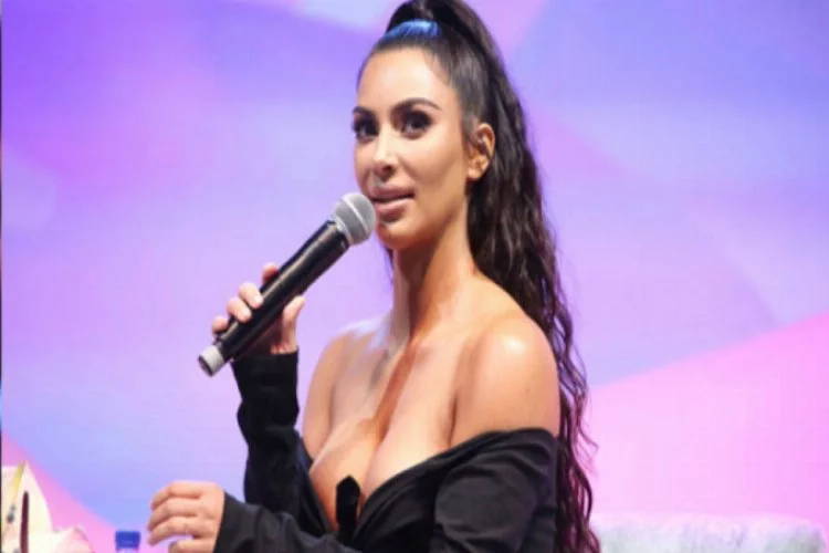 Kim Kardashian'ın çantası sosyal medyayı çalkaladı