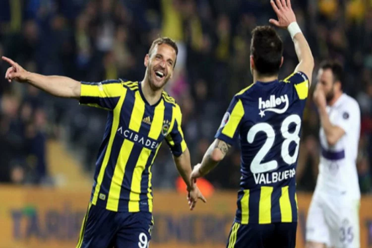 Fenerbahçe'de 3 isim yolcu