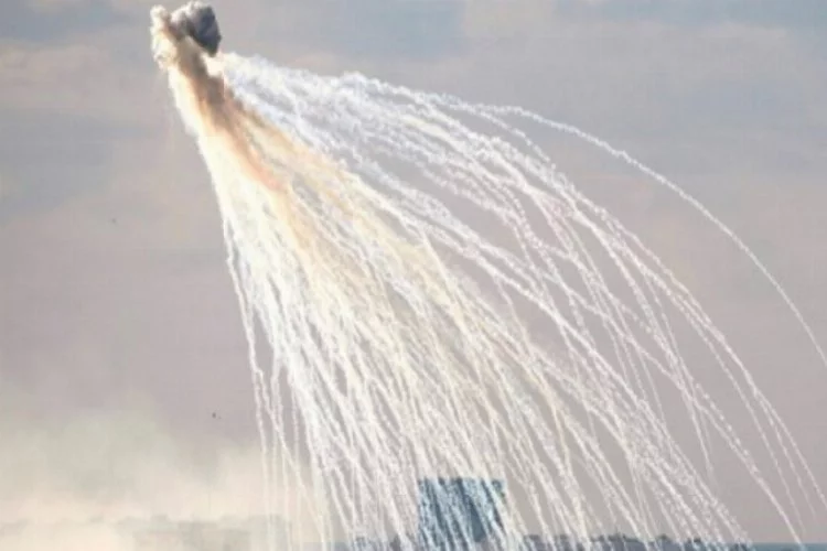 Flaş iddia: ABD Suriye'yi fosfor bombalarıyla vurdu!