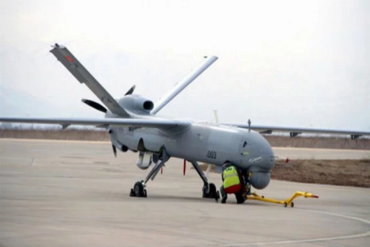 İnsansız savaş uçağı 2023'ten önce uçacak!