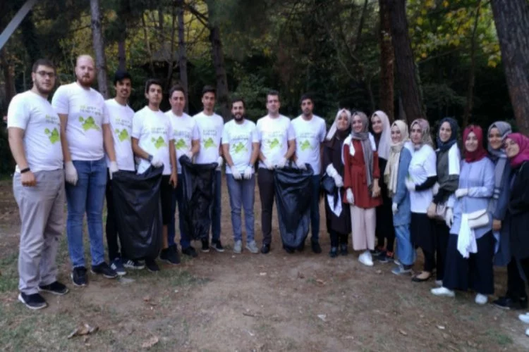 AK Parti Bursa İl Gençlik Kolları, temiz çevre için harekete geçti