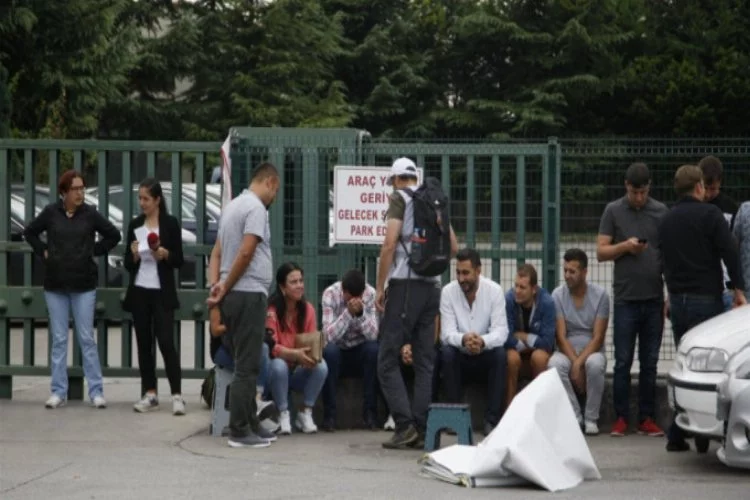 Bursa'daki dev fabrikanın işçilerinden eylemi sürüyor