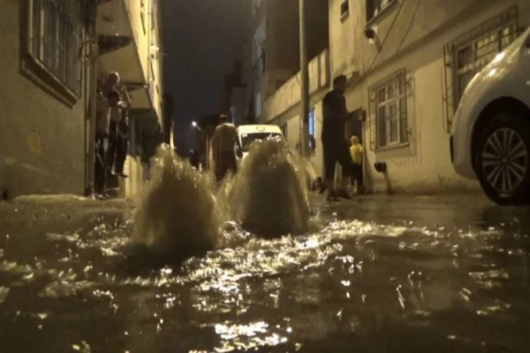 Bursa'da şiddetli yağışın bilançosu ağır oldu