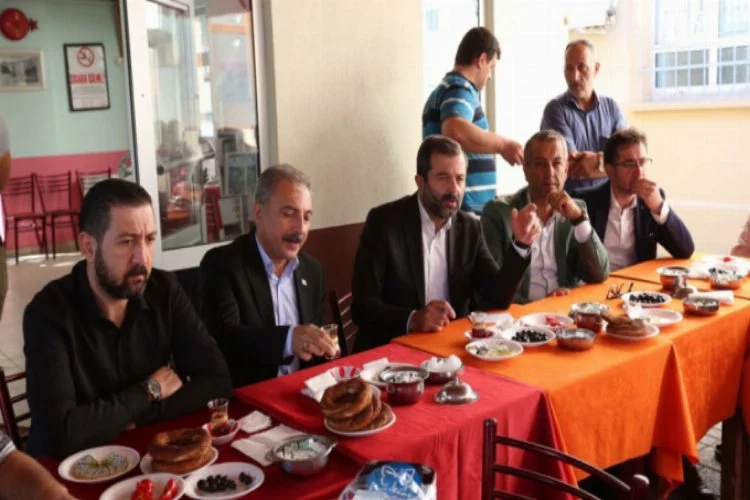 Gürsu Belediye Başkanı Mustafa Işık, esnafla kahvaltıda buluştu