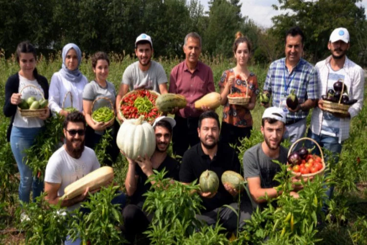 Uludağ Üniversitesi çiftçilerinden organik ürünlerine özel ilgi