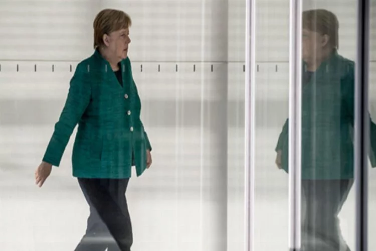 Merkel uyardı: Ekonomiler etkilenecek