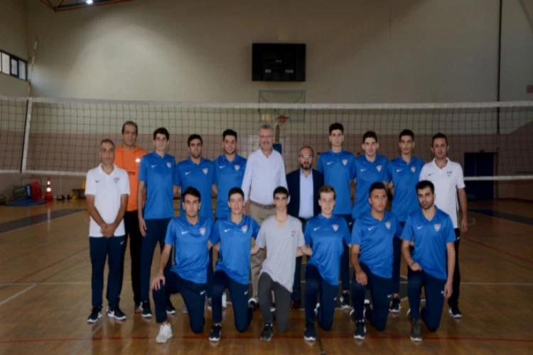 Karacabey Belediyespor Voleybol 2. Lig'e hazırlanıyor