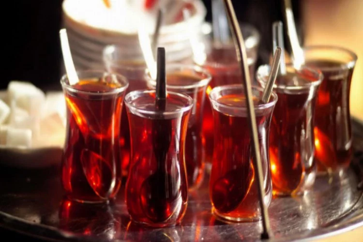 Türkiye çay tiryakiliğinde zirveyi bırakmadı
