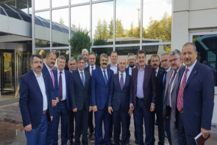 AK Parti Bursa ilçe başkanları Ankara'da bir araya geldi